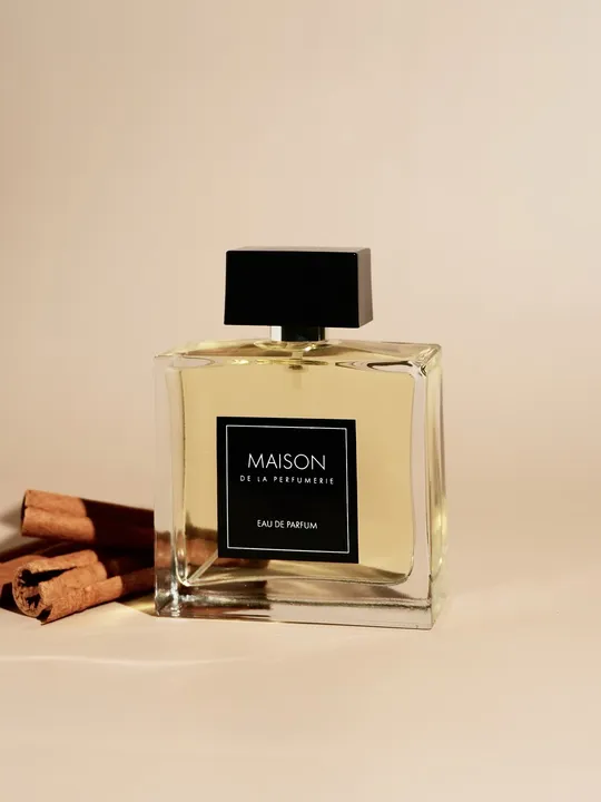 Maison de la Parfumerie – Styled product photography 10
